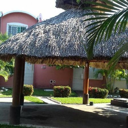 Casa Con Alberca!! Ixtapa Zihuatanejo Leilighet Eksteriør bilde