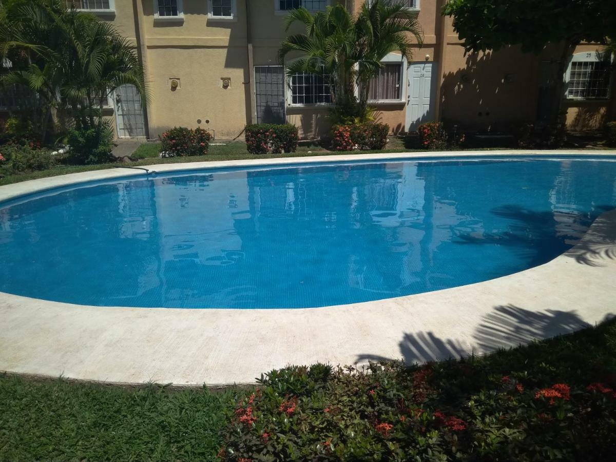 Casa Con Alberca!! Ixtapa Zihuatanejo Leilighet Eksteriør bilde